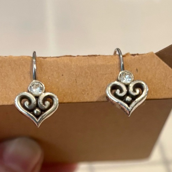 Brighton Alcazar Heart Leverback Earrings silver toned with crystals - Picture 1 of 3